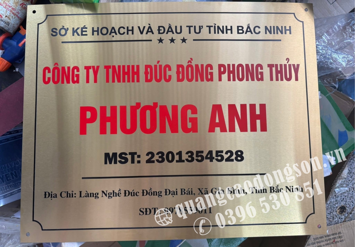 Biển hiệu inox vàng công ty theo yêu cầu, gia công ăn mòn sắc nét