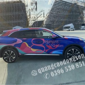 Decal dán ô tô xe thể thao 4 chỗ được thiết kế và thi công theo yêu cầu với decal cao cấp, màu sắc sắc nét và độ bền cao. Phù hợp cho các dòng sedan, coupe, hatchback và xe thể thao, giúp tạo phong cách cá tính, bảo vệ lớp sơn và tăng giá trị thẩm mỹ cho xe.