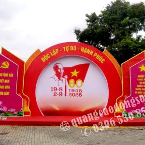 Thi công backdrop sự kiện, hội nghị và sinh nhật tại Hà Nội với thiết kế theo yêu cầu, in bạt Hiflex, PP, decal, backdrop formex, khung sắt và sân khấu chuyên nghiệp. Phù hợp cho lễ khai trương, hội thảo, tiệc sinh nhật, tiệc cưới, họp báo, lễ kỷ niệm, sự kiện doanh nghiệp và chương trình truyền thông.